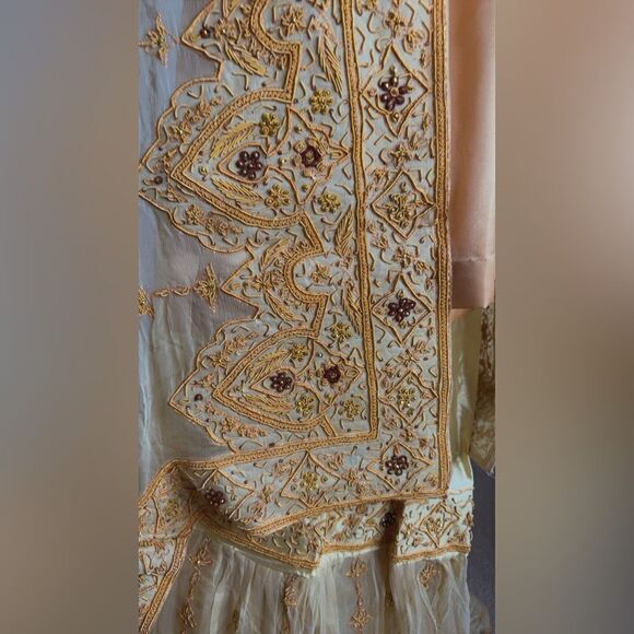 PAKISTANI BRIDAL DRESS LEHENGA DESIGNER WEDDING COLLECTION - FABRIC TO BE SIZED - Picture 5 of 5